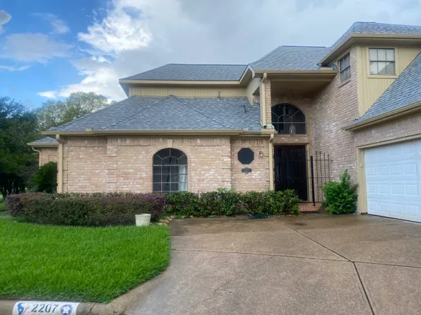 2207 Greens Ct, Richmond, TX 77406