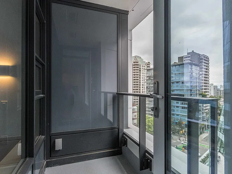 1289 Hornby St #1002 — Photo 2