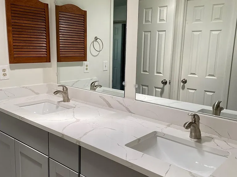 434 S Balsam St — Photo 10