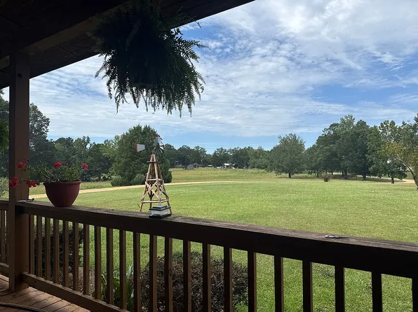 231 East Ave, Berry, AL 35546