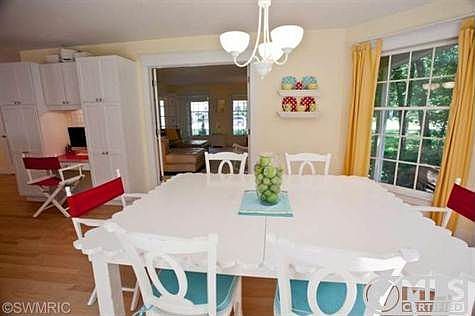 5th image of 16154 Vandenberg Dr