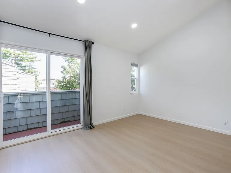 256 State St #9 — Photo 22