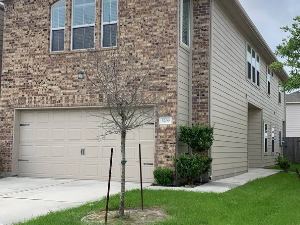 5209 Dauntless Dr, Houston, TX 77066