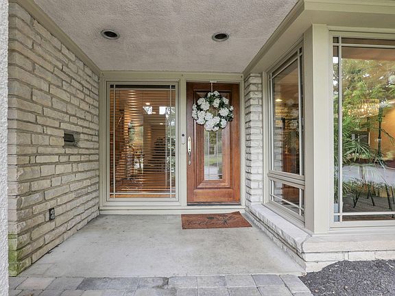 4th image of 192 Tucker Dr