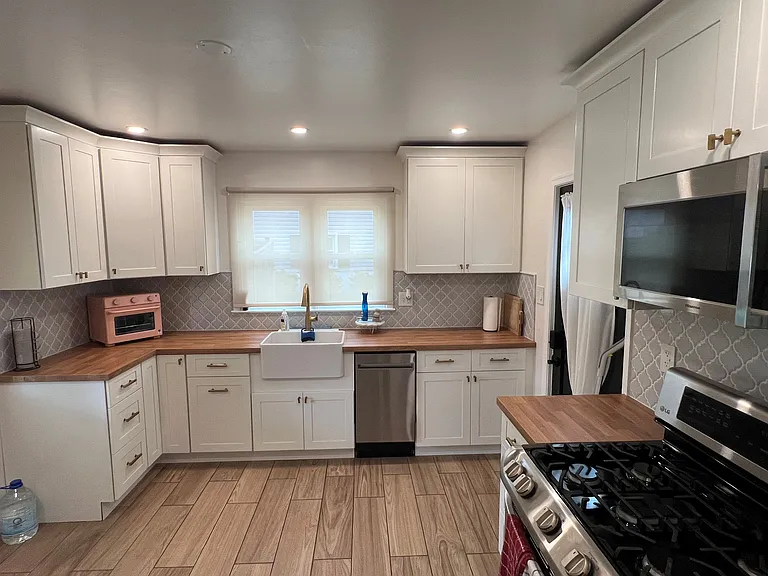 6017 Black Friars Cir — Photo 8