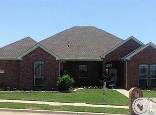 1740 Pine Dr, Midlothian, TX 76065