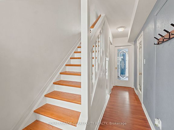 4th image of 67 Enmount Dr