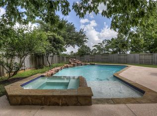 13415 Scenic Glade Dr, Houston, TX 77059