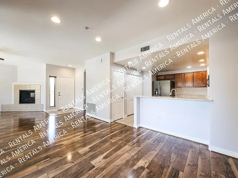21320 N 56th St #2021 — Photo 15