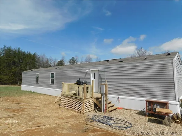 2788 S Mount Zion Church Road, Pekin, IN 47165