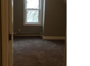 43 3rd St FLOOR 2, Taunton, MA 02780