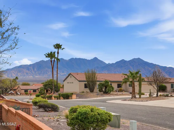 1940 W Demetrie Loop, Green Valley, AZ 85622