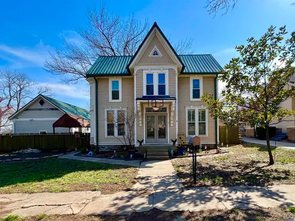 103 Juniatta St, Burlington, KS 66839