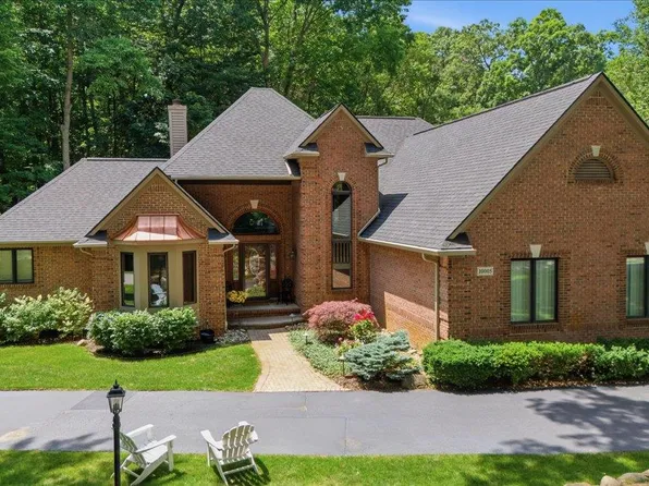 10005 Creekwood Trl, Davisburg, MI 48350