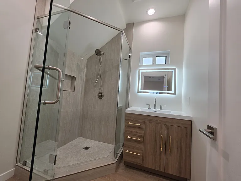 6746 Ben Ave — Photo 28
