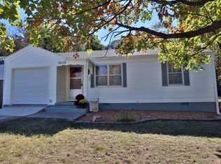 1618 E McDaniel St, Springfield, MO 65802