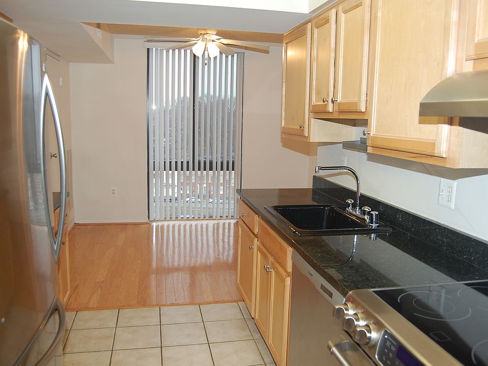 Kitchen to Breakfast/ Sun ro