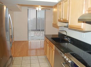 4500 S Four Mile Run Dr APT 1234, Arlington, VA 22204