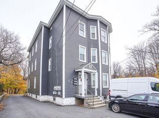 10 River St APT 3, Agawam, MA 01001