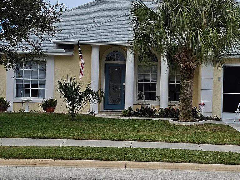 115 Barrier Isle Dr — Photo 2