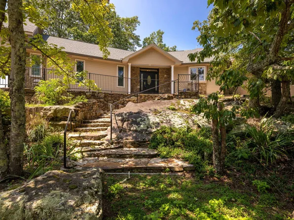 6477 Sunset Dr, Rising Fawn, GA 30738