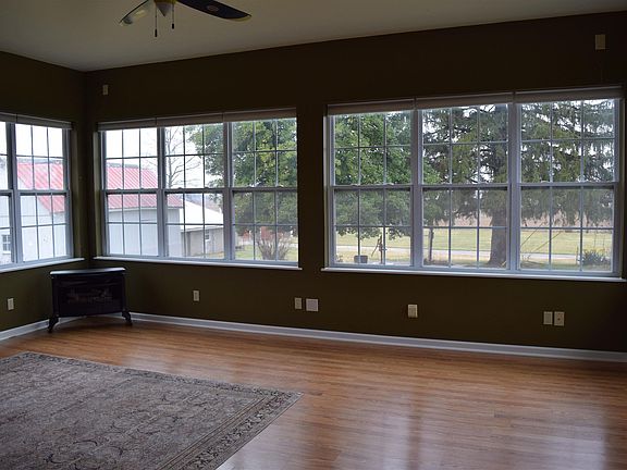 5th image of 3965 N Caborn Rd