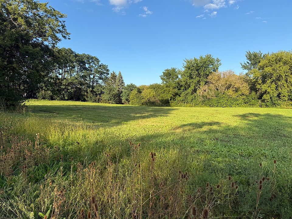 1st image of 37657 N Green Bay Rd