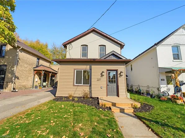 207 William St, Brantford, ON N3T 3L6