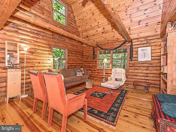 4th image of 13085 Murdock Mountain Ln