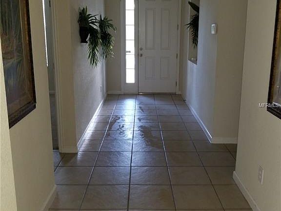 3rd image of 4984 Bond St W