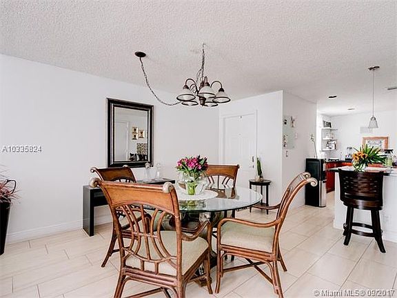 4th image of 1417 Barcelona Way