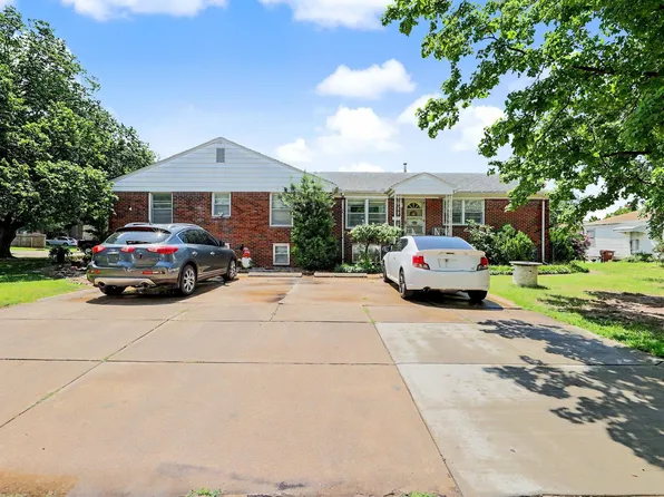 3421_3423 E Penley Dr, Wichita, KS 67218