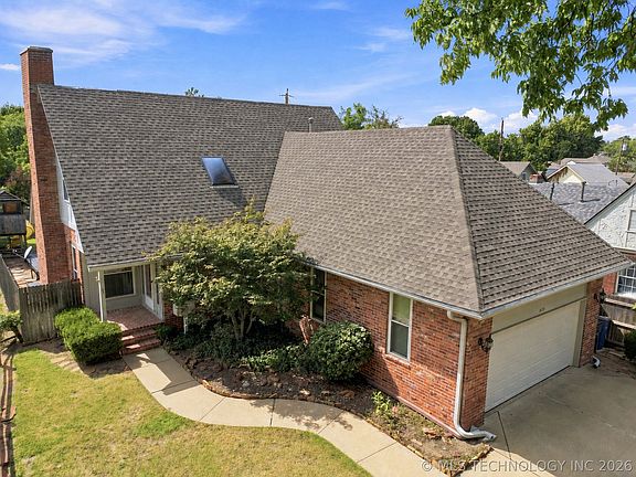 3rd image of 1620 S Florence Pl