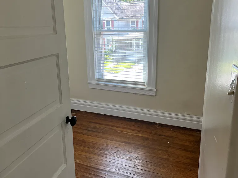 709 Academy St #1 — Photo 9