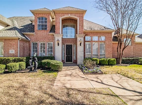 2nd image of 606 Castle Creek Dr