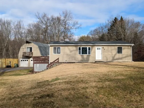 6 Treadwell Dr, Spencer, MA 01562