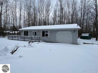 3239 Lansing Rd, Roscommon, MI 48653