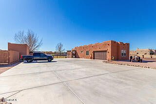 3rd image of 17417 W FLYNN Lane