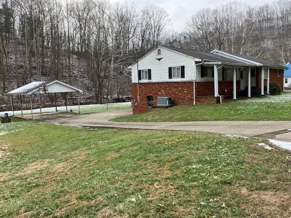 11779 Us Highway 33w, Normantown, WV 25267