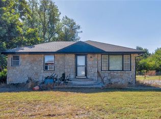 2411 Sunset Dr, El Reno, OK 73036