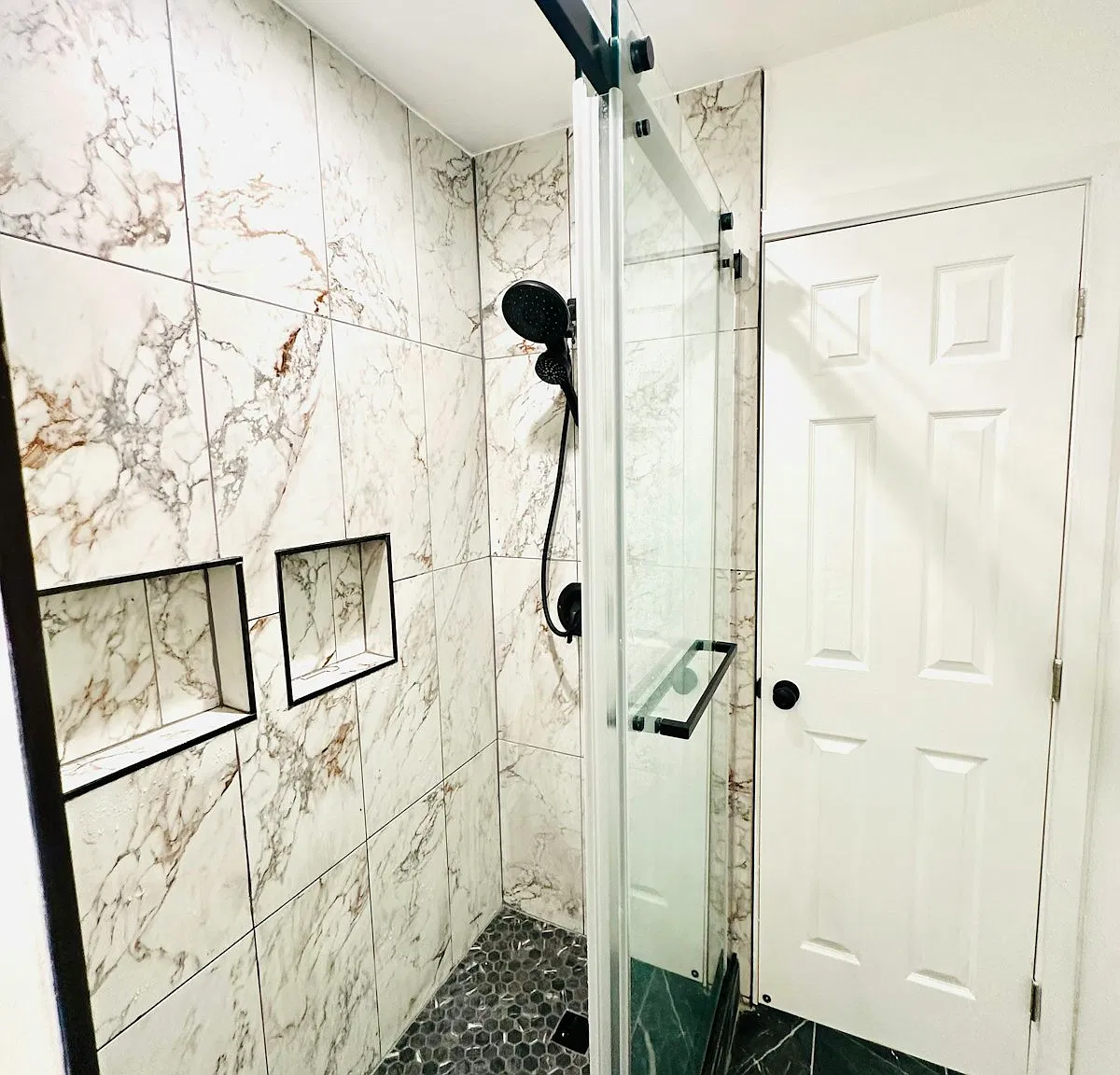 25334 Via Viejo Street, Unit Room 2 — Photo 4