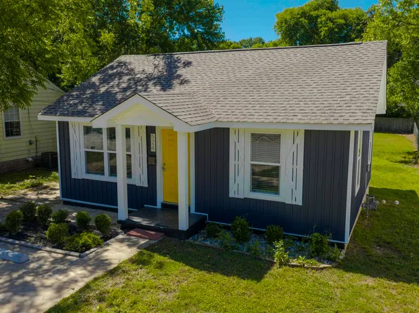 524 W Cross St, Benton, AR 72015
