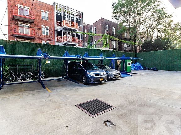 3rd image of 82 Jefferson St #4DD