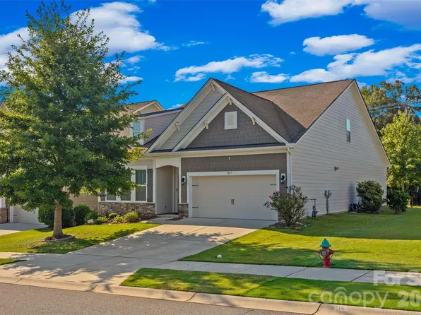 7063 Chrysanthemum Rd, Lancaster, SC 29720
