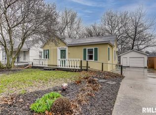 213 S 6th St, Riverton, IL