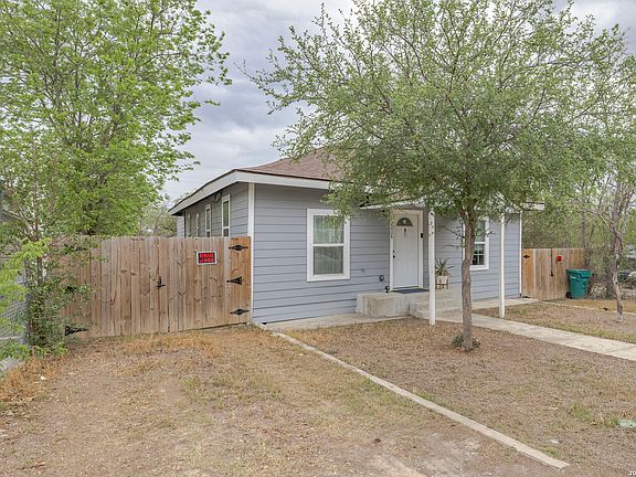 3rd image of 2608 LEAL ST