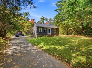 384 N Brookfield Rd, Oakham, MA 01068