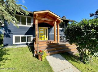 1439 P St, Anchorage, AK 99501 | Zillow