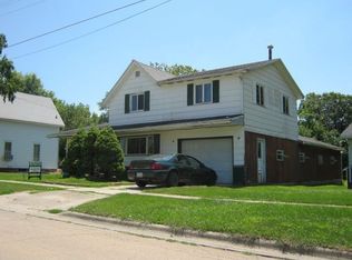 829 E 4th St, Kewanee, IL 61443