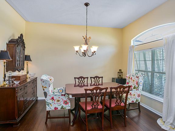 5th image of 244 Seamist Ct